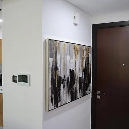 Modern City Duplex 2Br Apartment In Masdar City Abu Dhabi Exterior photo