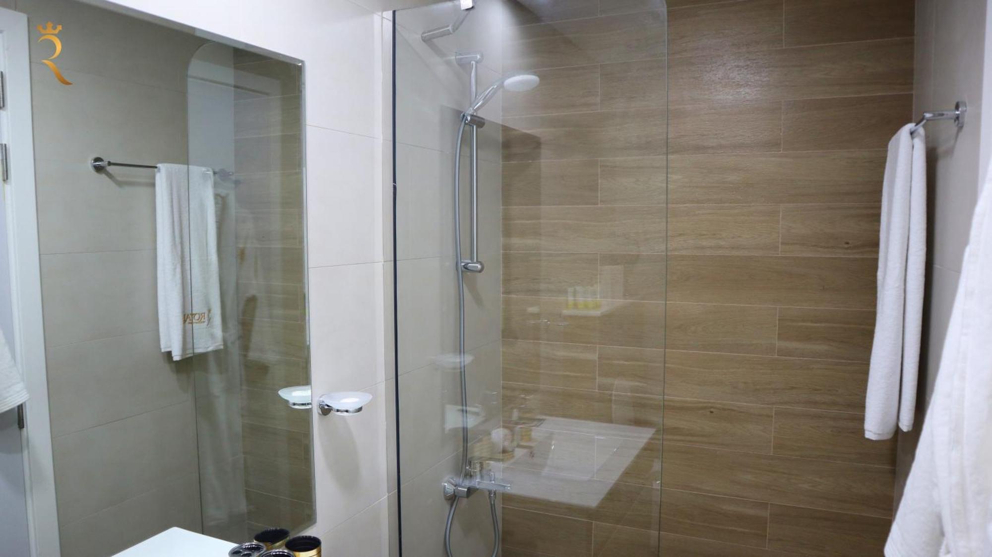 Modern Duplex 2br In Masdar Abu Dhabi